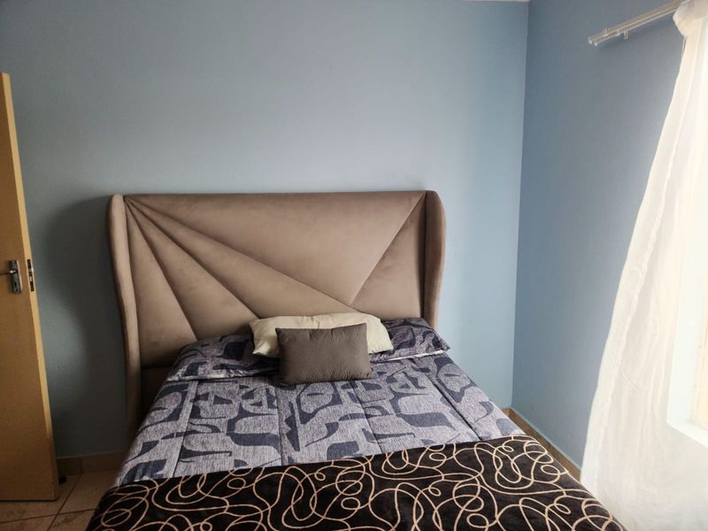 A Canvas for Your Style! Spacious 3-Bedroom Family Home in Secure Estate - Photo 10