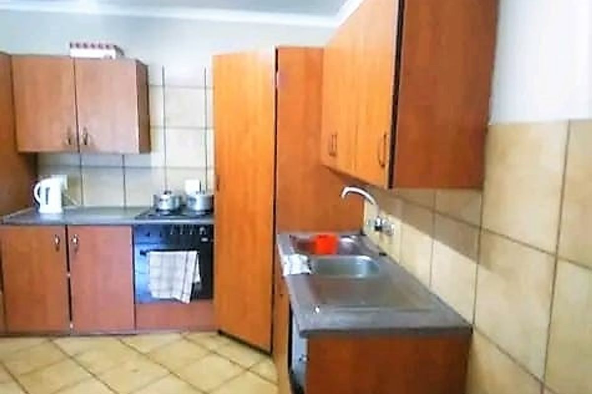 Apartment For Sale In Rustenburg - Photo 5