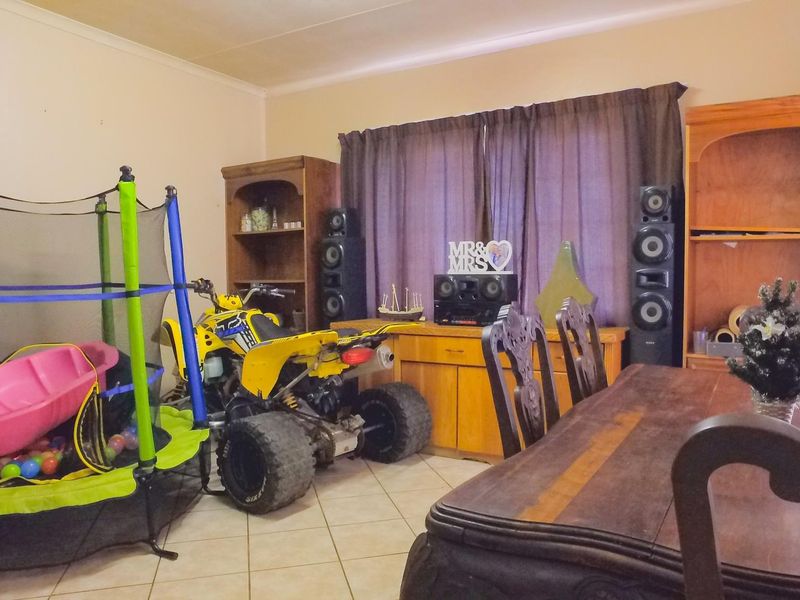 House For Sale In Rustenburg - Photo 4