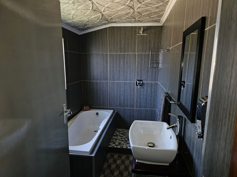 House For Sale In Rustenburg - Photo 7