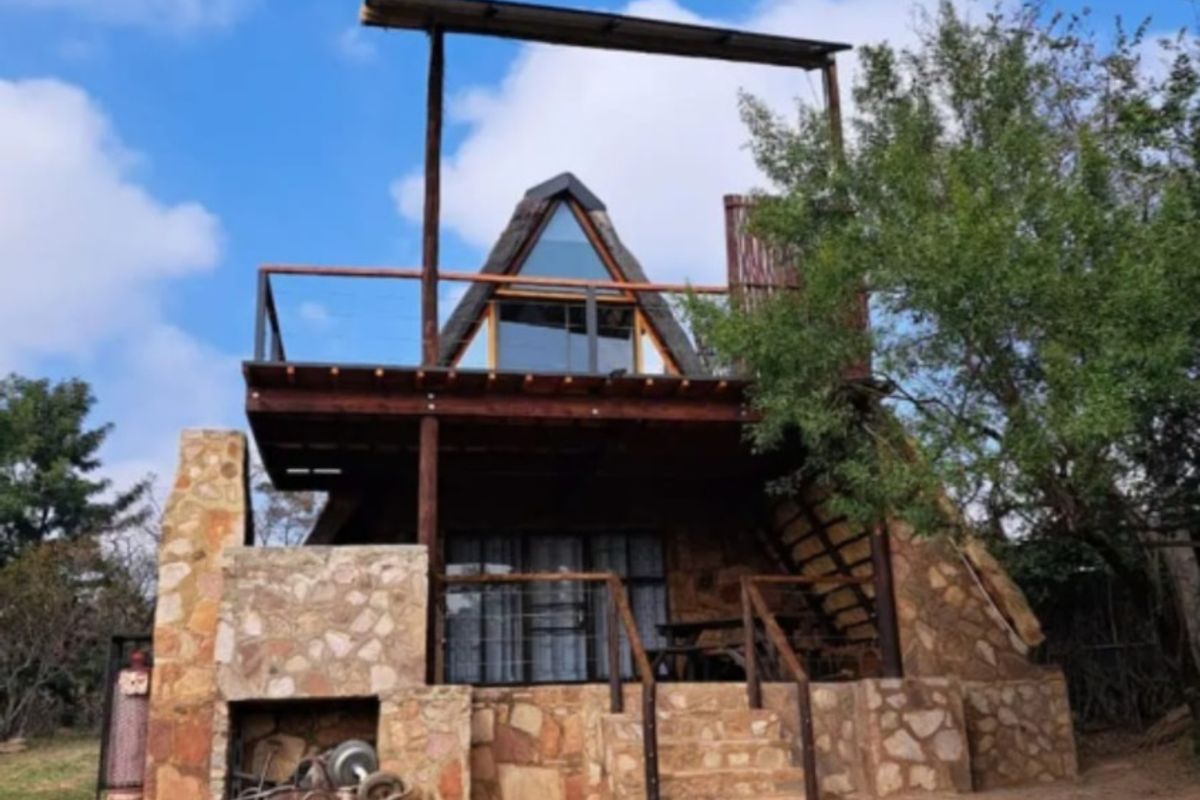 House For Sale In Rustenburg - Photo 2