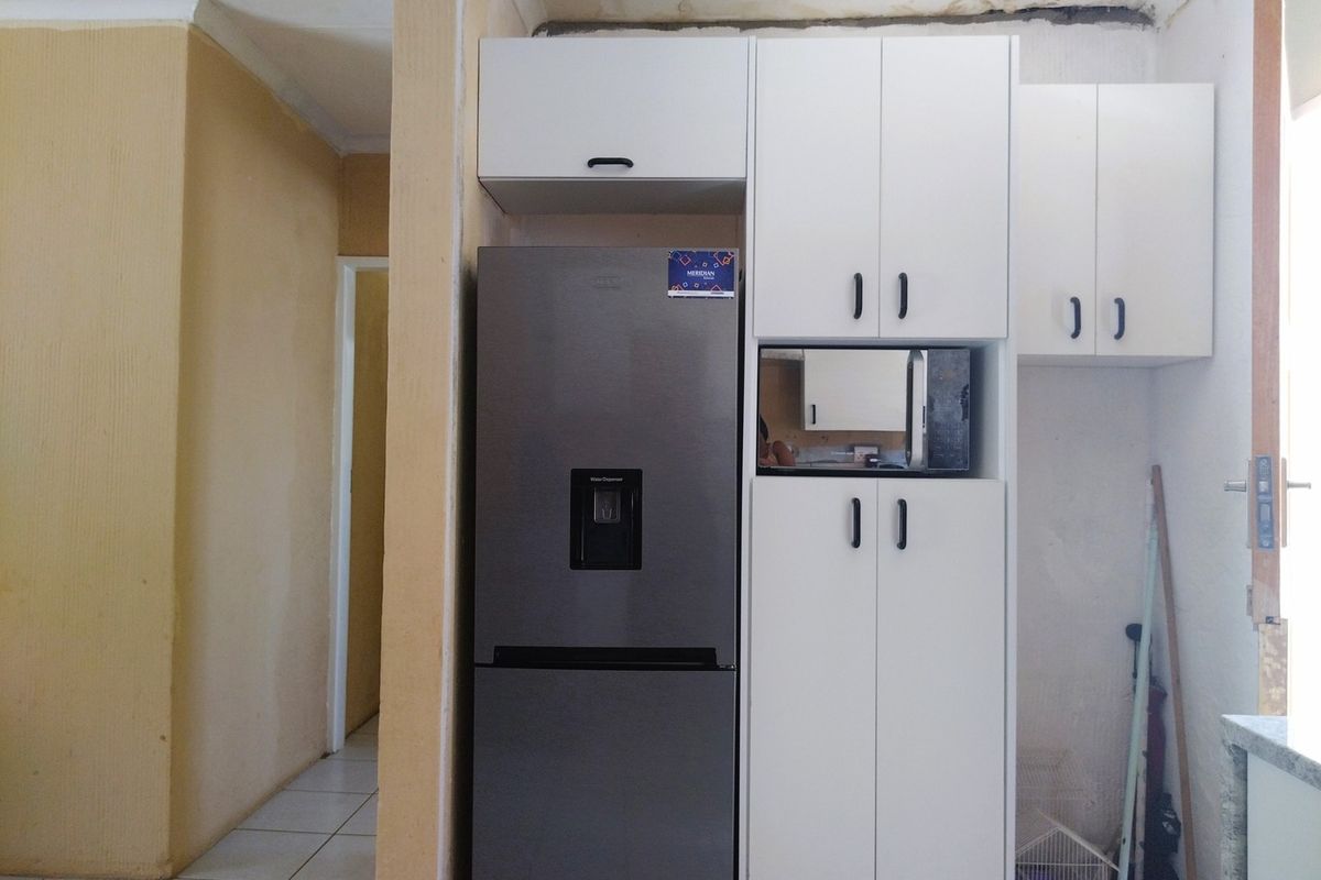 Townhouse For Sale In Rustenburg - Photo 4