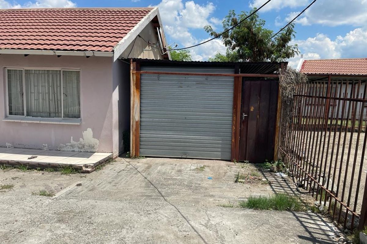 House For Sale In Rustenburg - Photo 2