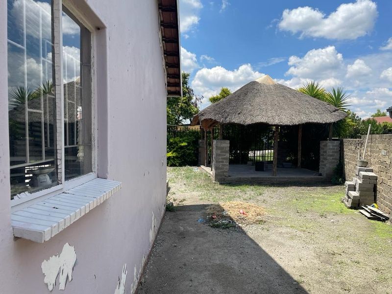 House For Sale In Rustenburg - Photo 9