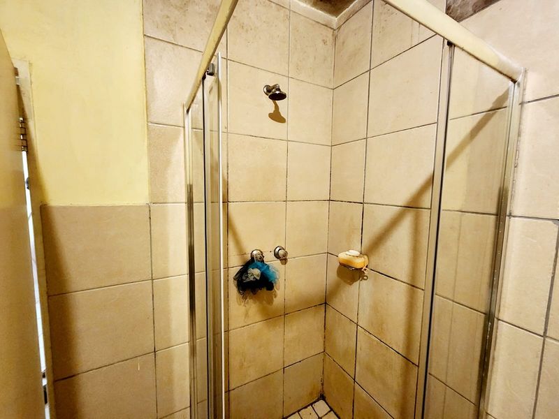 Apartment For Sale In Rustenburg - Photo 10