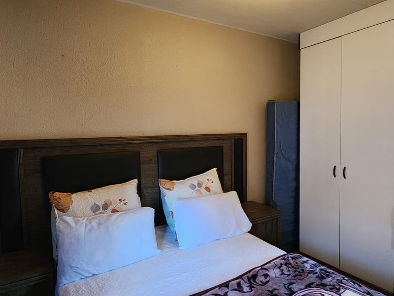 Apartment For Sale In Rustenburg - Photo 9