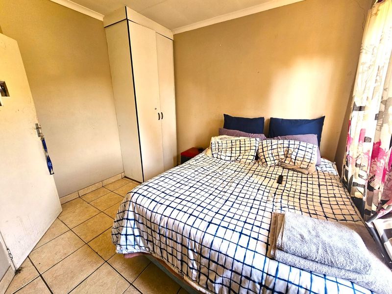 Apartment For Sale In Rustenburg - Photo 9