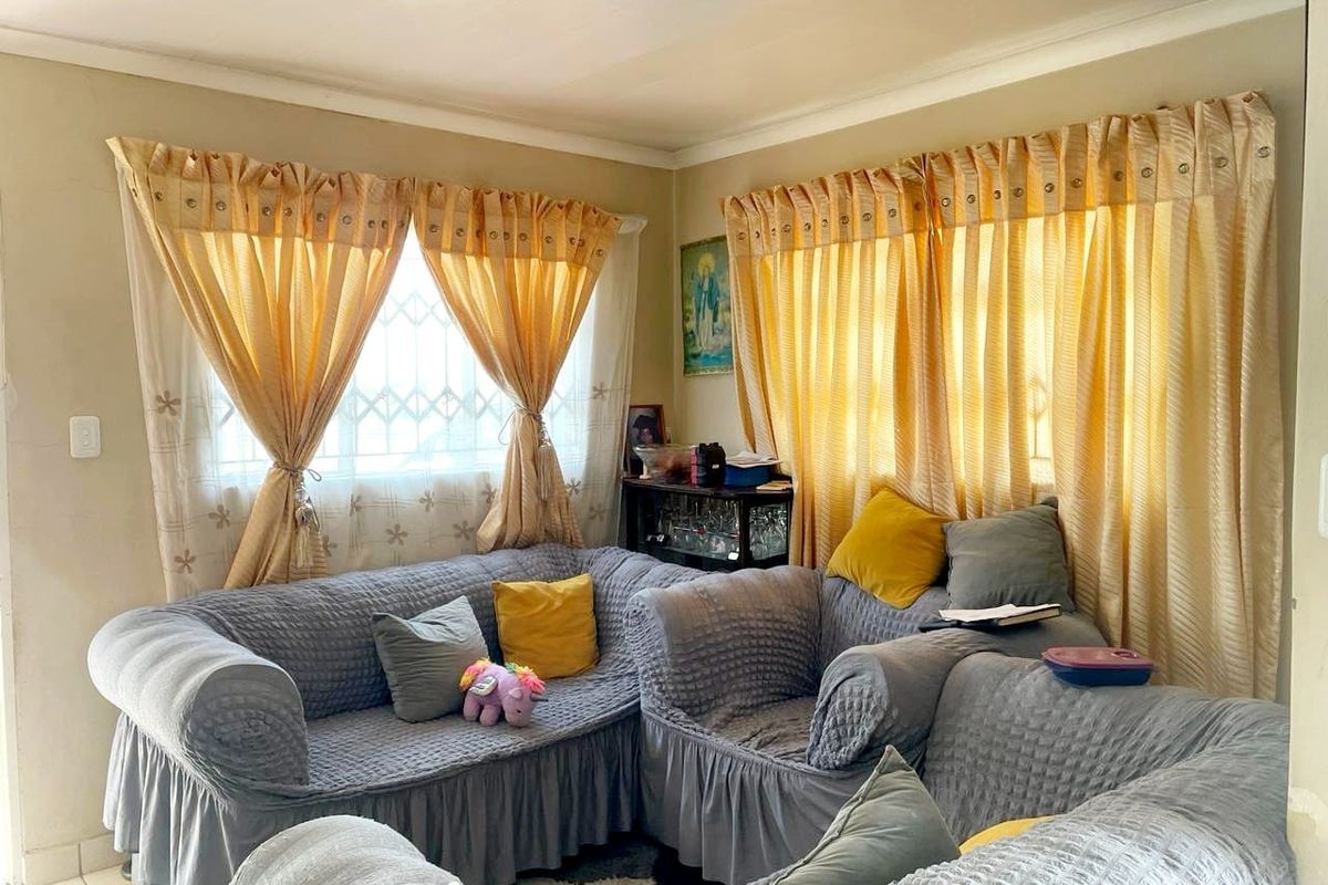 House For Sale In Rustenburg - Photo 4