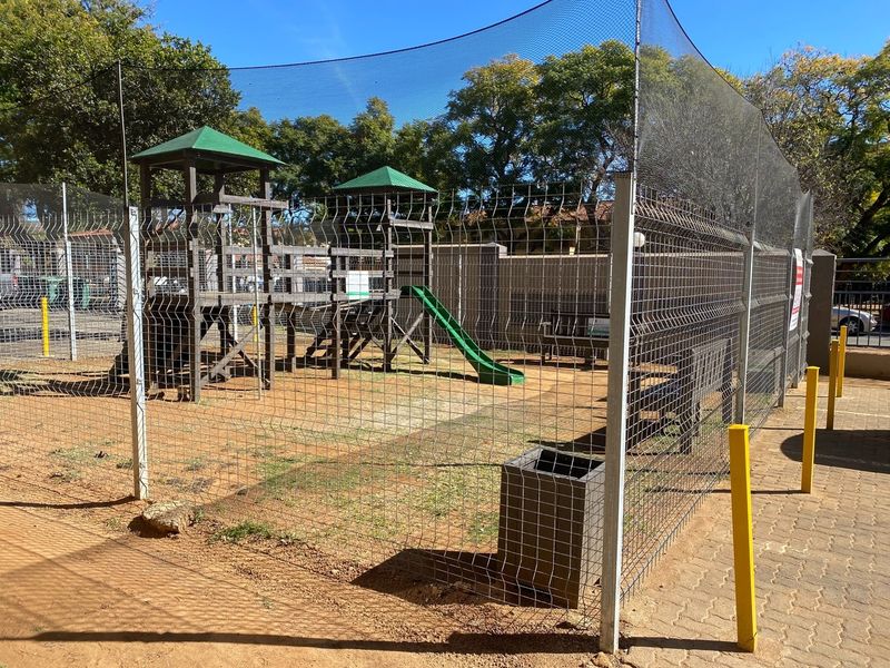 Apartment For Sale In Rustenburg - Photo 10