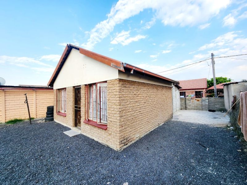 House For Sale In Rustenburg - Photo 3