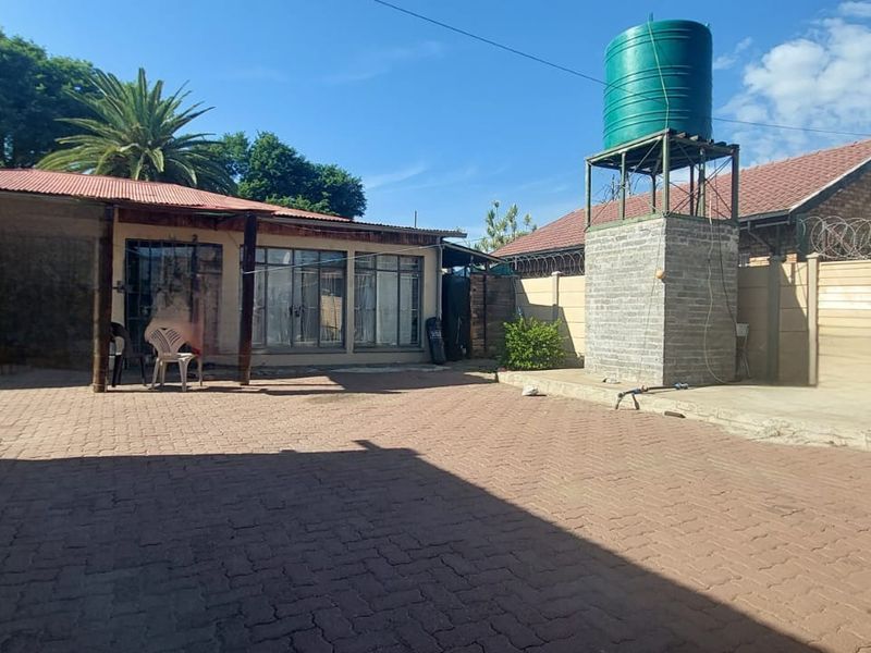 House For Sale In Rustenburg - Photo 4