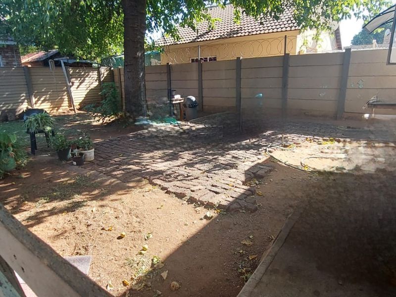 House For Sale In Rustenburg - Photo 7