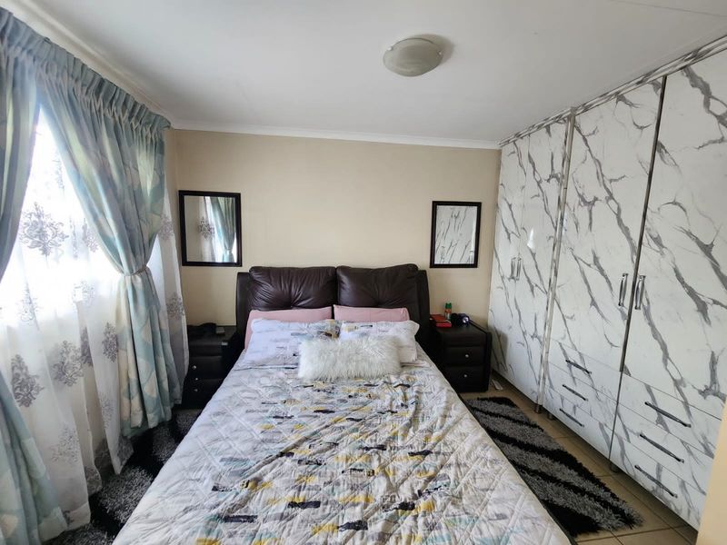 House For Sale In Rustenburg - Photo 4