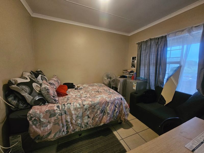 Apartment For Sale In Rustenburg - Photo 5