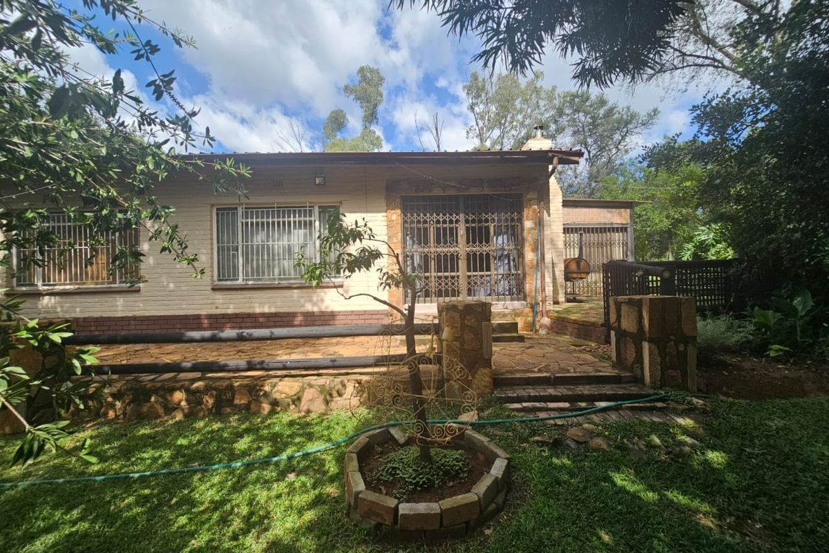 House For Sale In Rustenburg - Photo 3