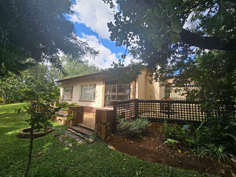 House For Sale In Rustenburg - Photo 2