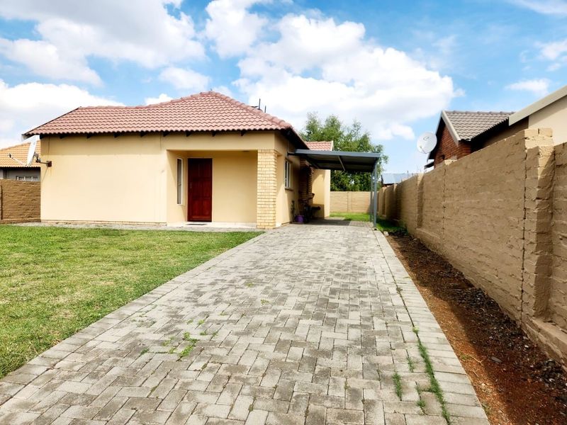 House For Sale In Rustenburg - Photo 4