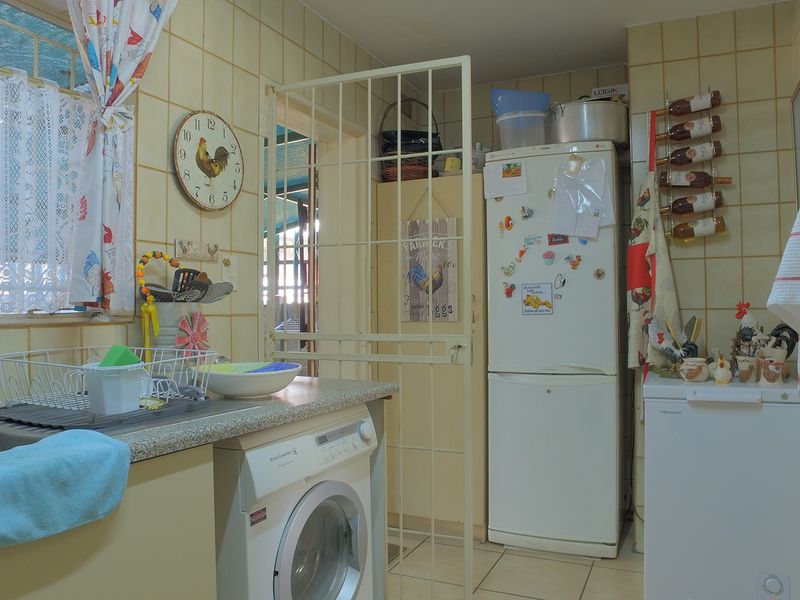 Duplex For Sale In Rustenburg - Photo 9