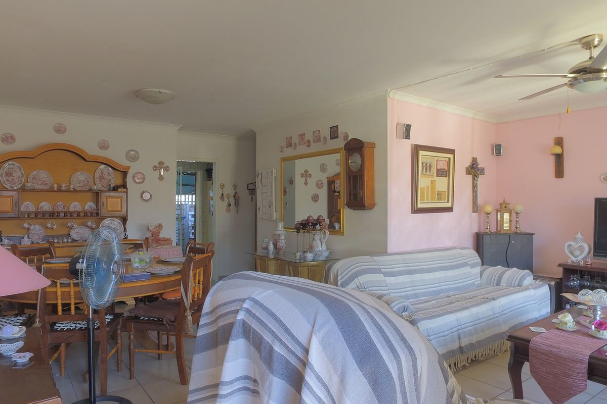 Duplex For Sale In Rustenburg - Photo 3