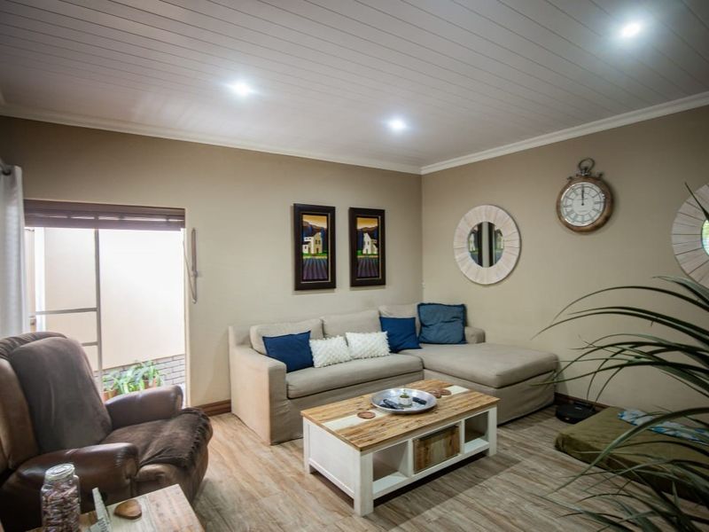 House For Sale In Rustenburg - Photo 9