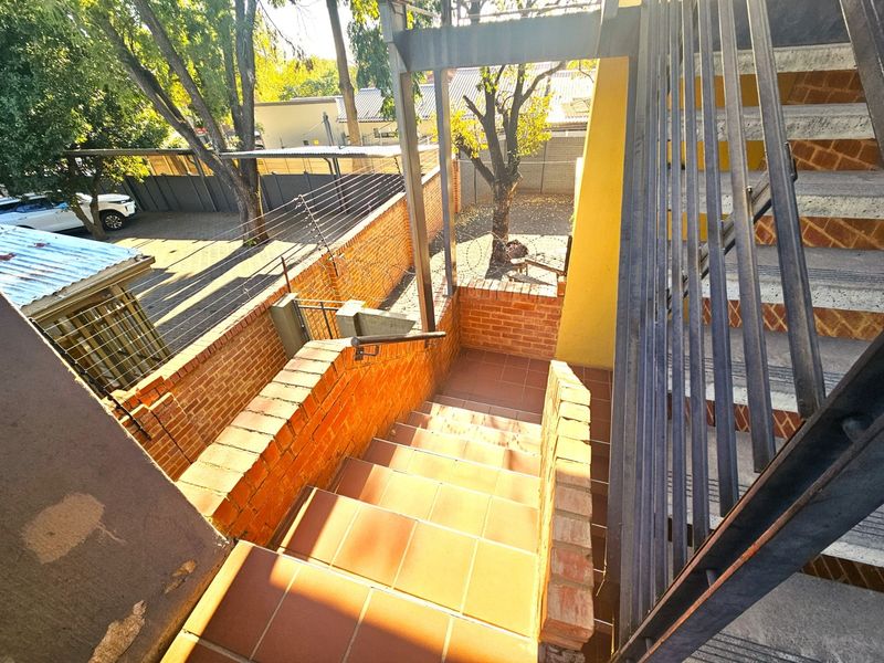 Apartment For Sale In Rustenburg - Photo 10