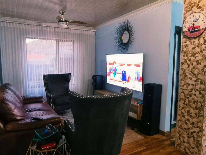 House For Sale In Rustenburg - Photo 5