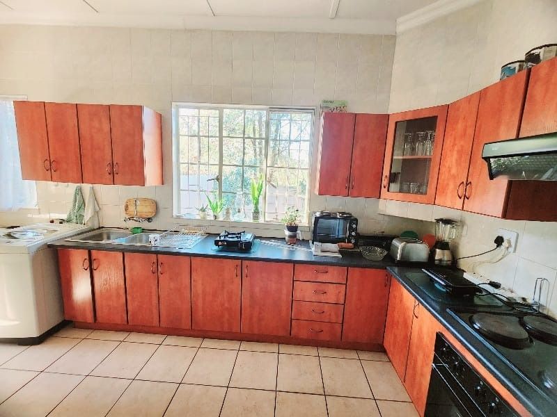 House For Sale In Thabazimbi - Photo 2