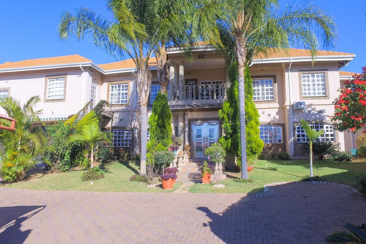 House For Sale In Rustenburg - Photo 2