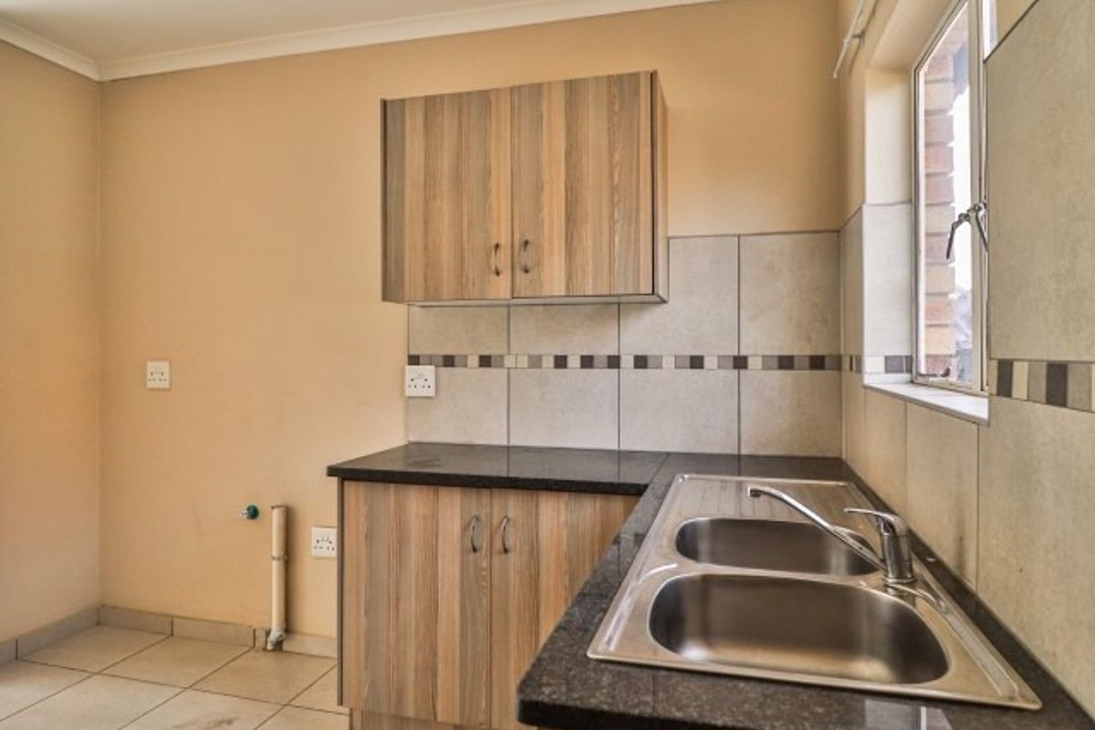 House For Sale In Rustenburg - Photo 5