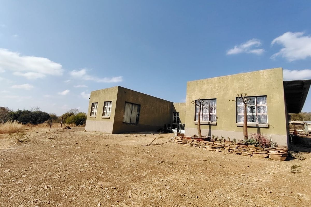 Farm For Sale In Swartruggens - Photo 2