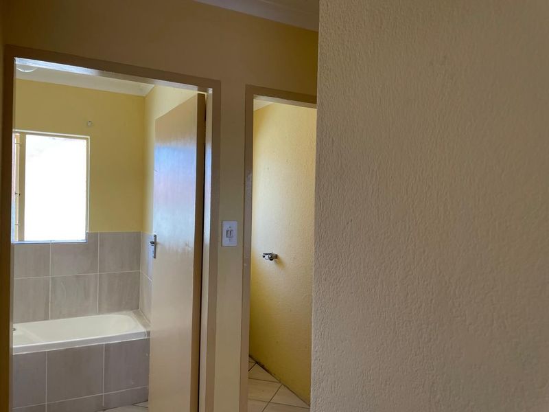 House For Sale In Rustenburg - Photo 7