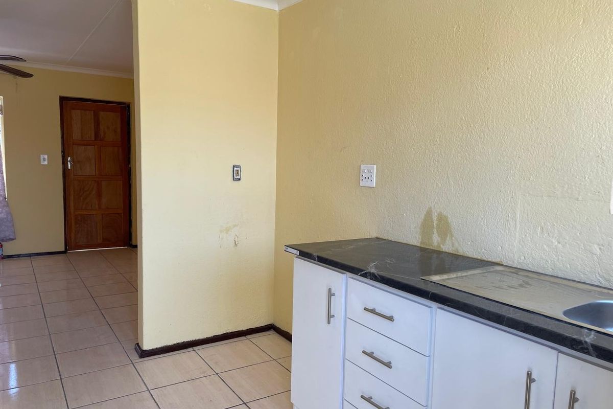 House For Sale In Rustenburg - Photo 4