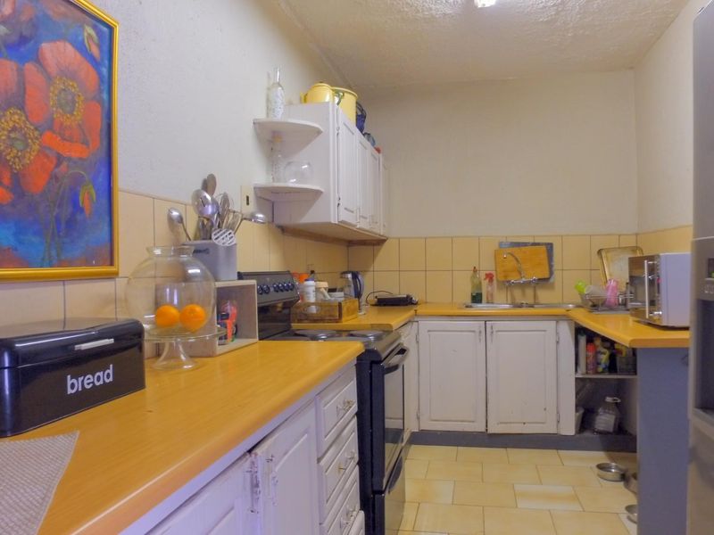 Duplex For Sale In Rustenburg - Photo 6