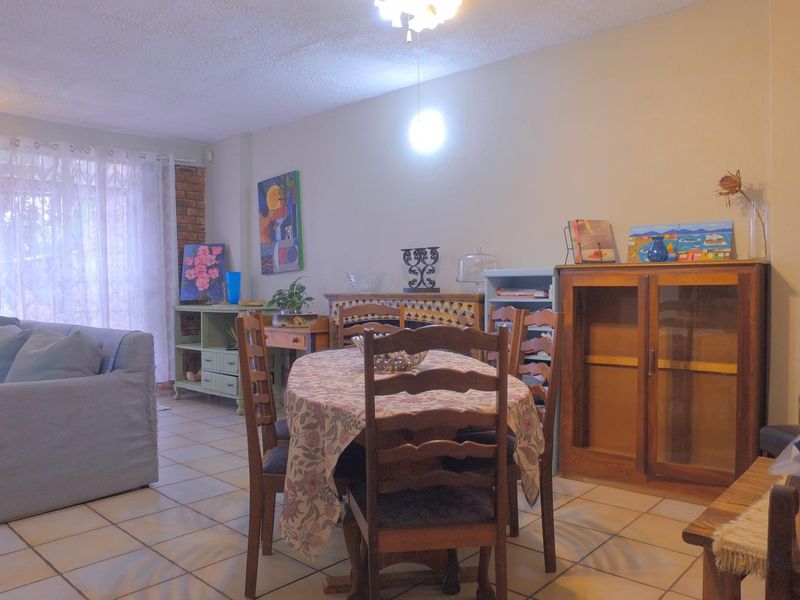 Duplex For Sale In Rustenburg - Photo 2