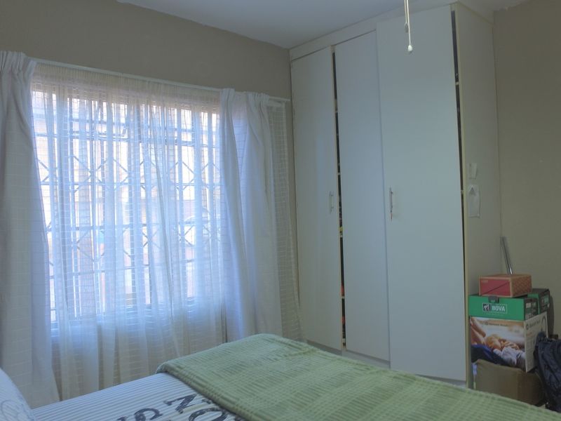 Apartment For Sale In Rustenburg - Photo 9