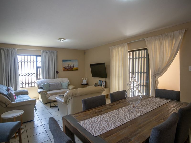 Exclusive Mandate in Cashan, Rustenburg - Photo 10