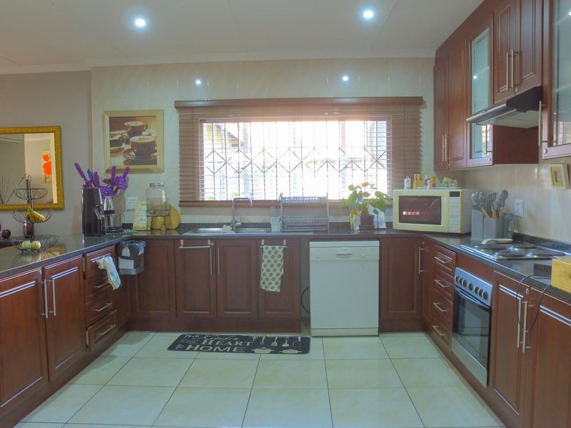 House For Sale In Rustenburg - Photo 6
