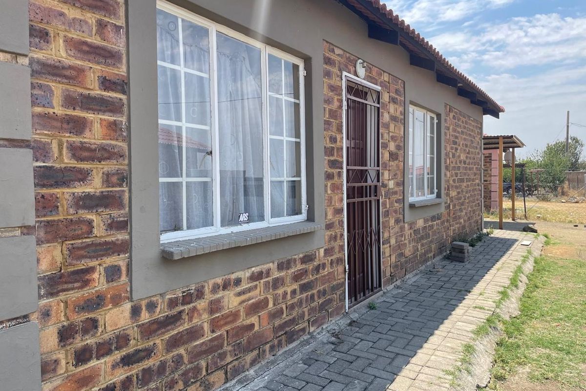 House For Sale In Rustenburg - Photo 3