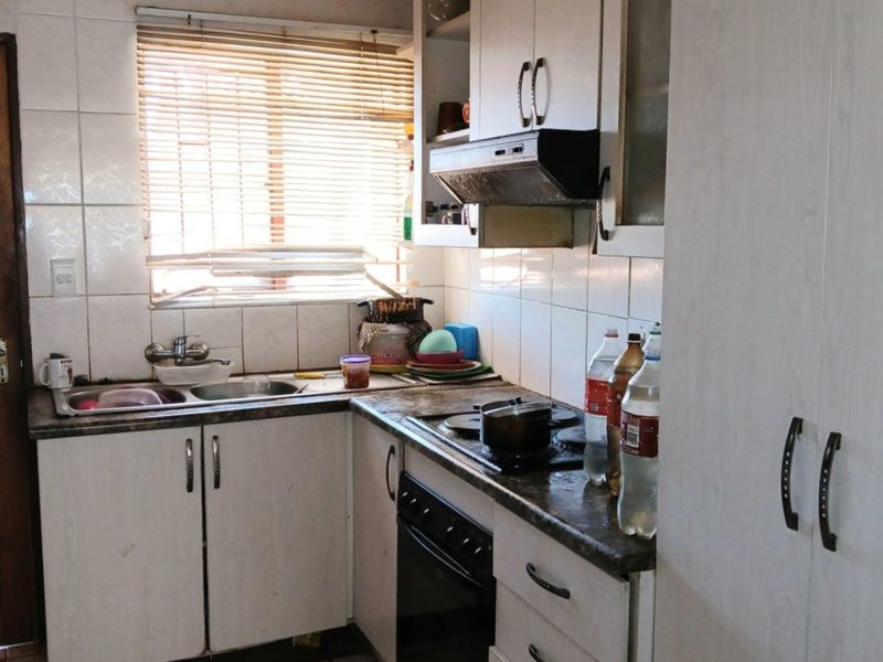 House For Sale In Rustenburg - Photo 10