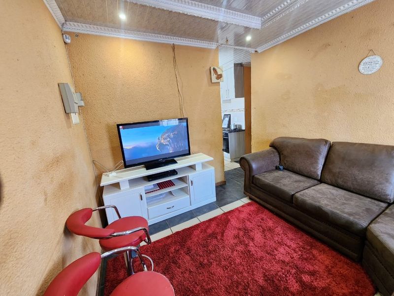 House For Sale In Rustenburg - Photo 7