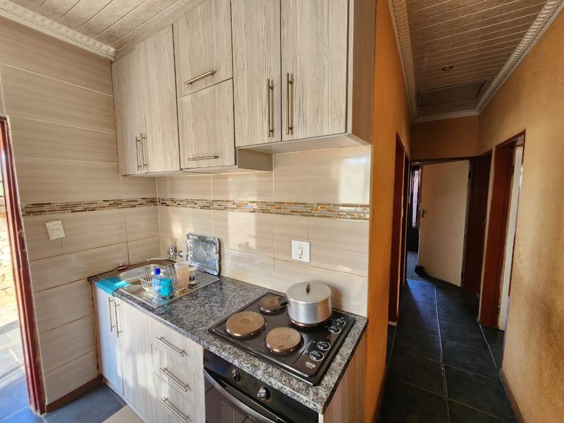 House For Sale In Rustenburg - Photo 4