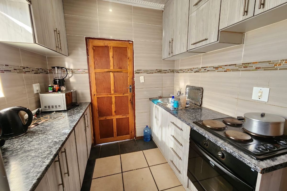 House For Sale In Rustenburg - Photo 2