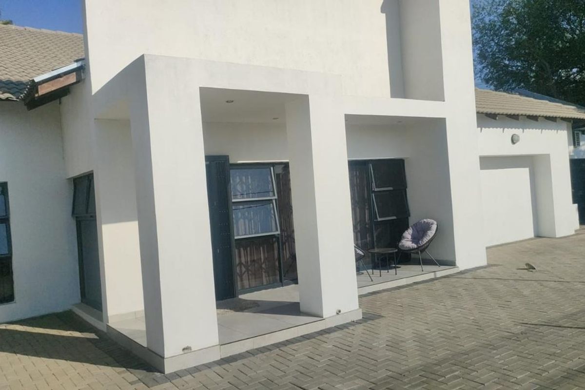 House For Sale In Rustenburg - Photo 2