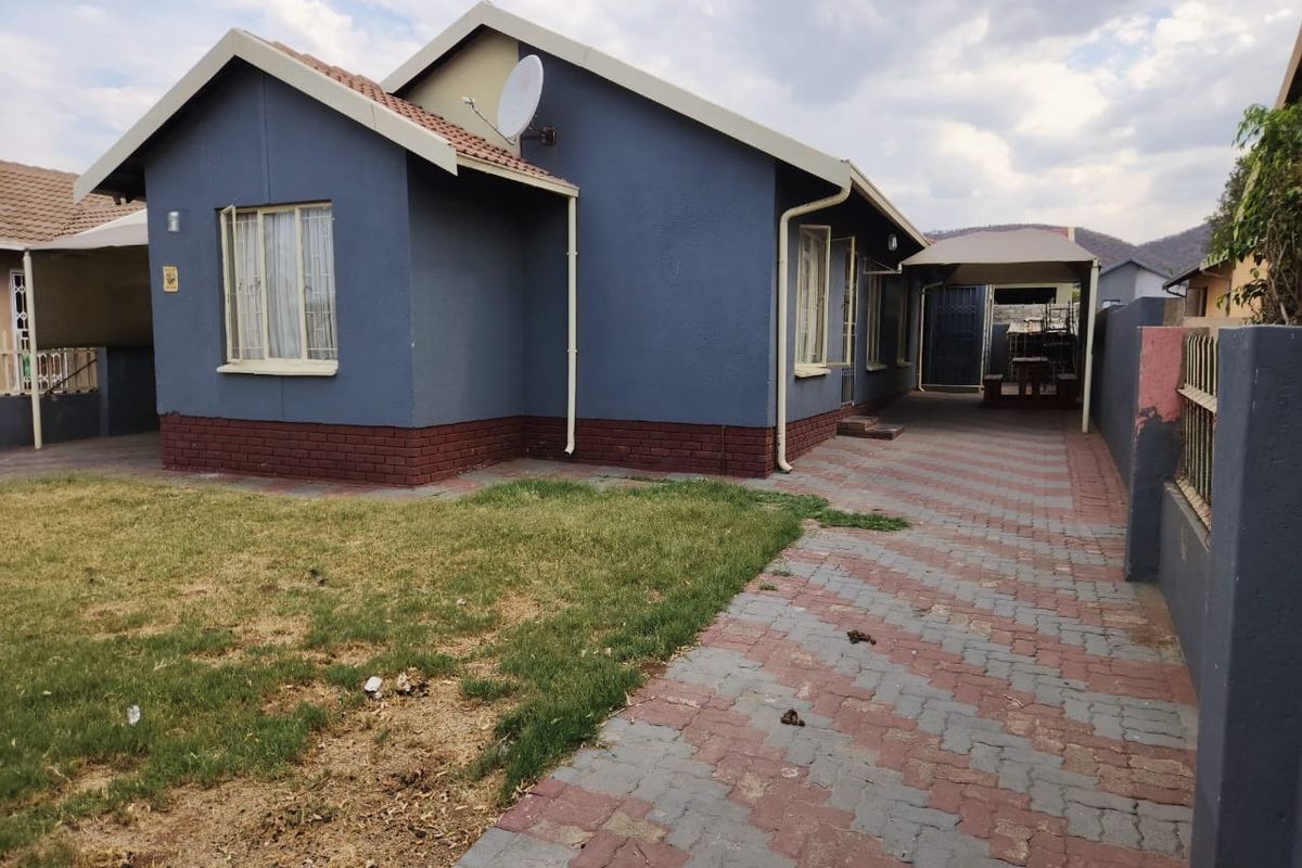 House For Sale In Rustenburg - Photo 2