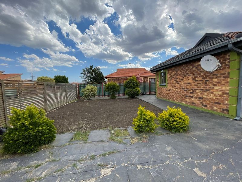 House For Sale In Rustenburg - Photo 5