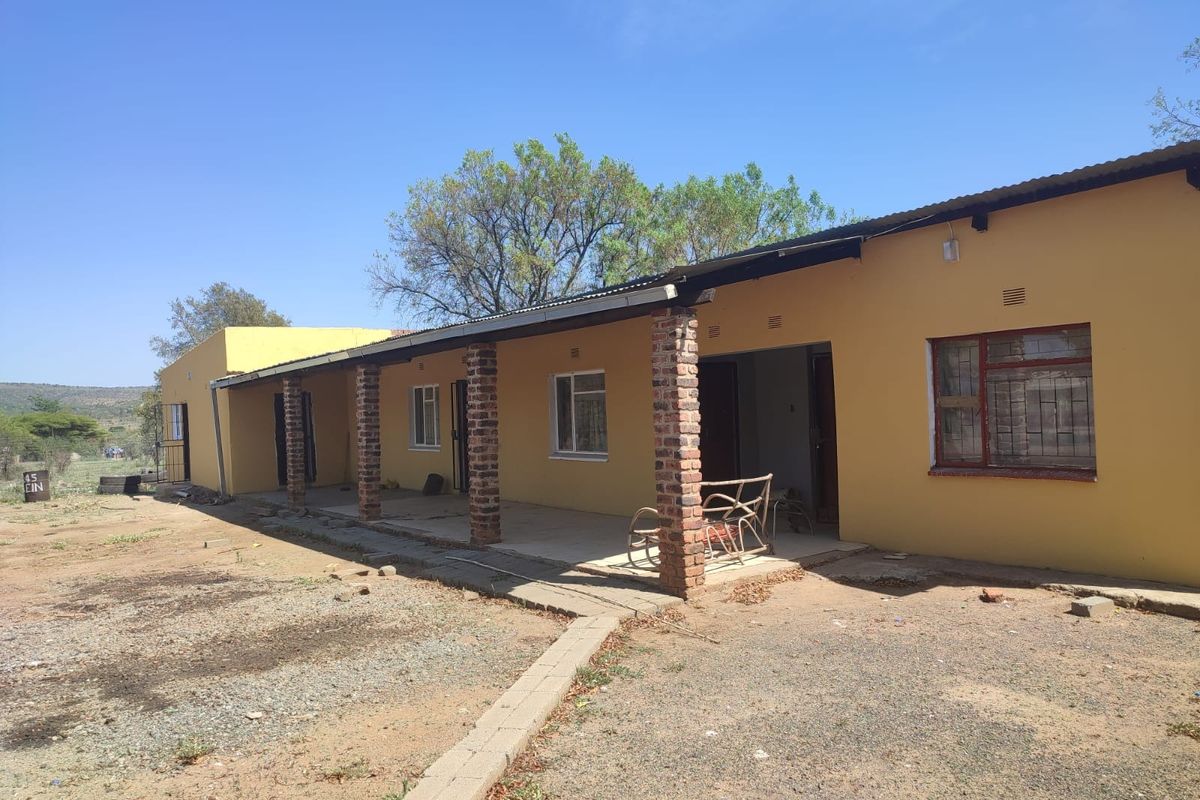 House Pending Sale In Swartruggens - Photo 2