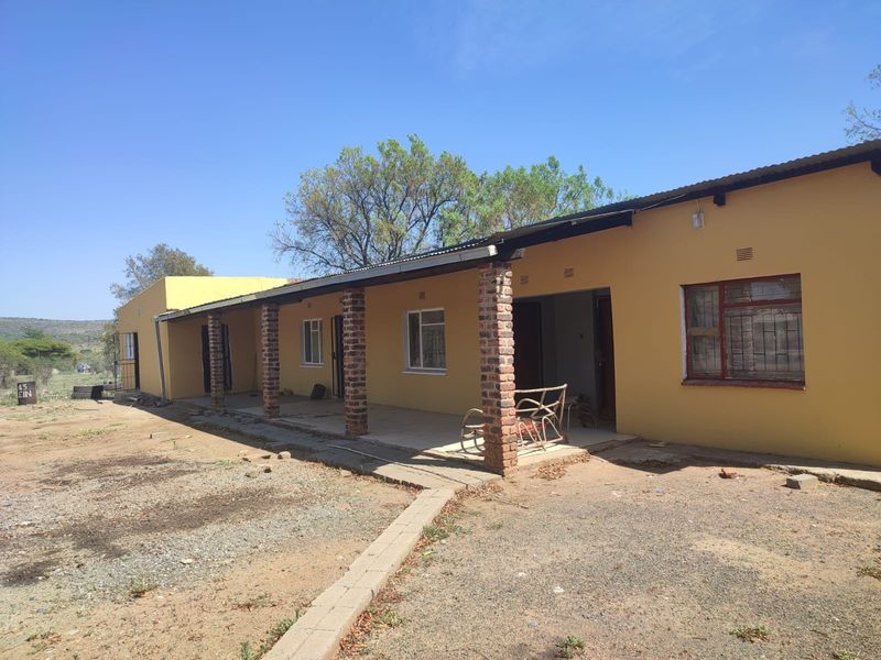 House Pending Sale In Swartruggens - Photo 2