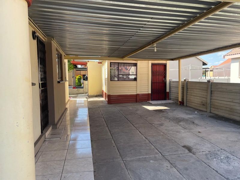 House For Sale In Rustenburg - Photo 5