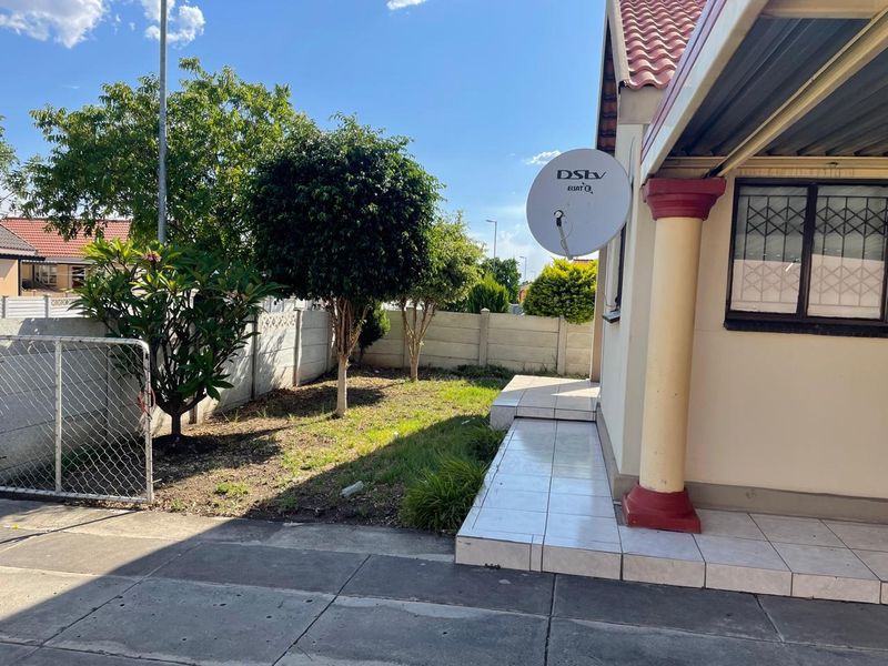 House For Sale In Rustenburg - Photo 2