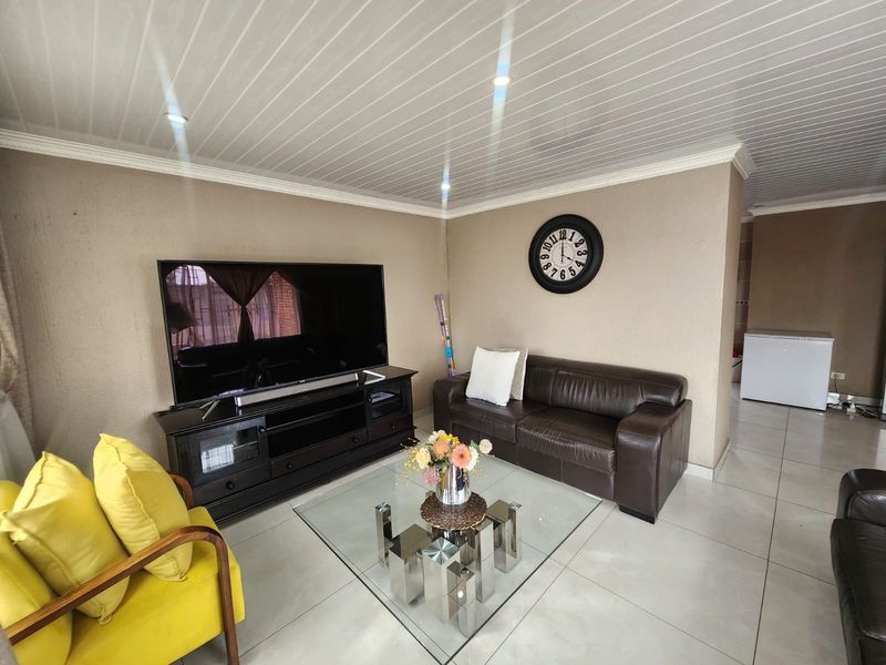 House For Sale In Rustenburg - Photo 6